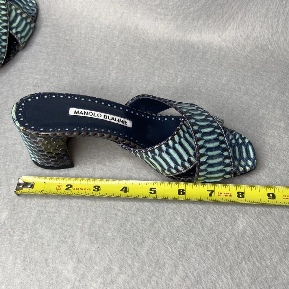Manolo Blahnik Otawi Mule sandal with block heel - Navy/Teal - women's 36 - Picture 11 of 11